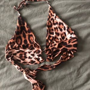 Leopard halter top SHEIN